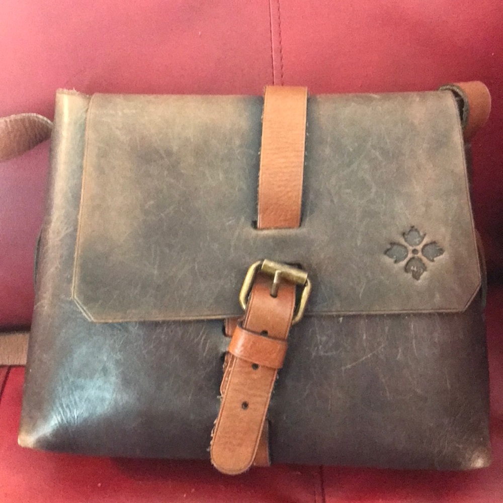 Patricia Nash cross body